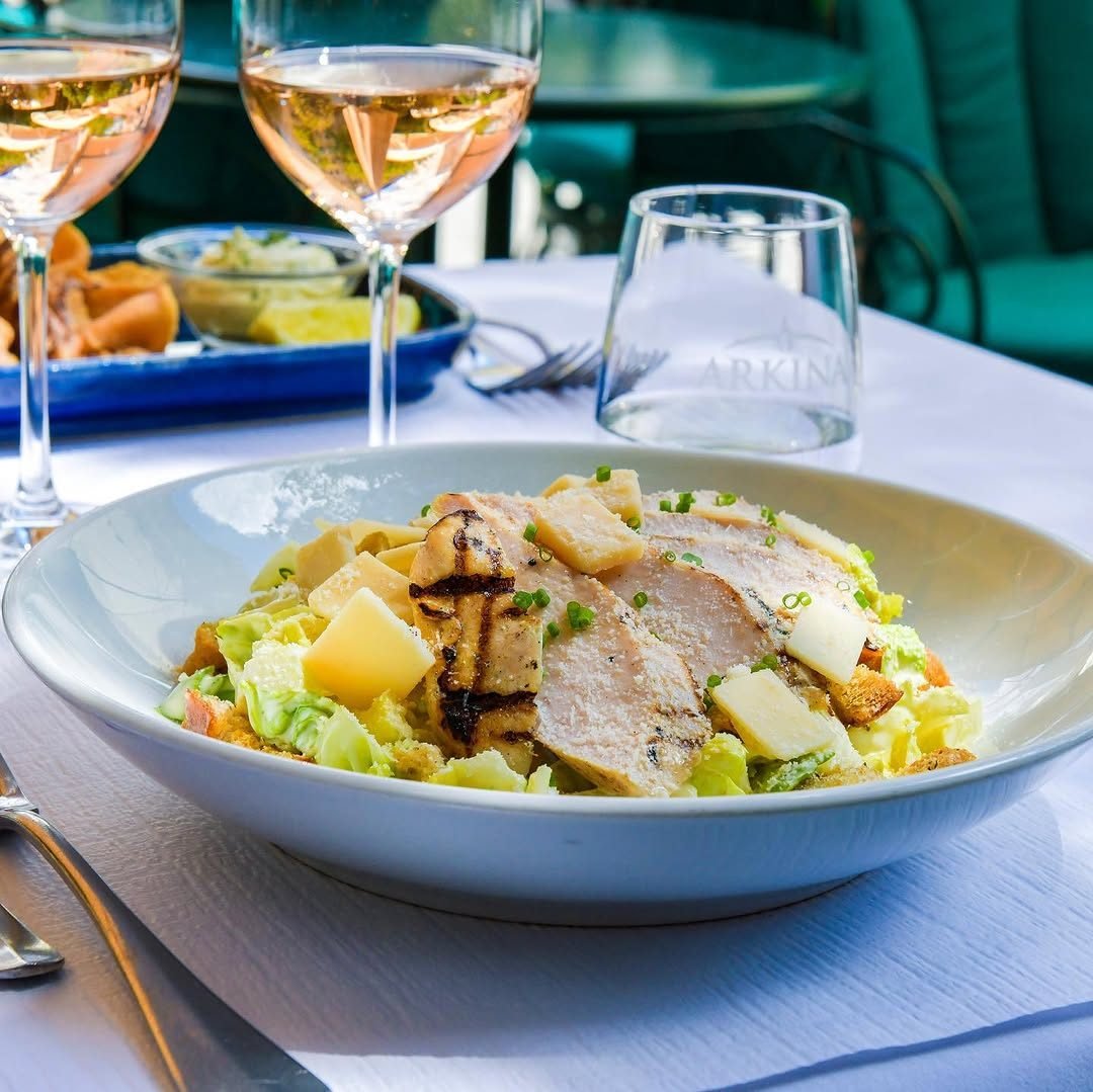 Salade César et rosé